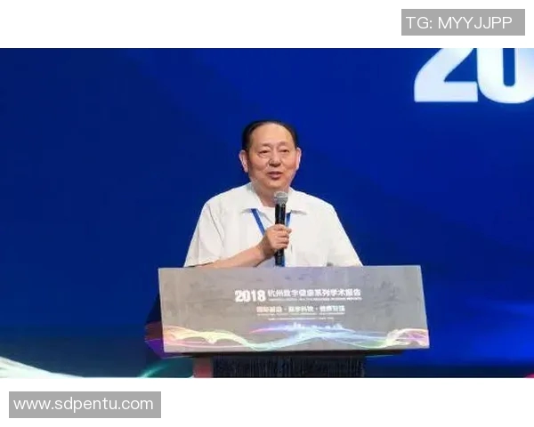 以荣誉为核心的精神追求与时代价值探讨:塑造个人与集体的责任担当