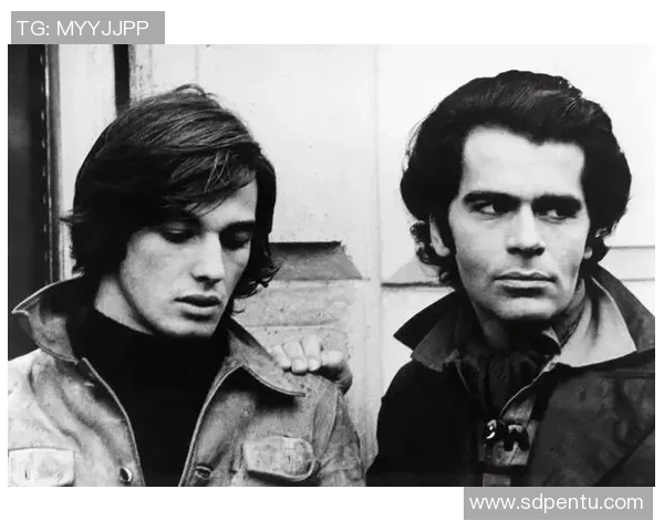 体育界明星激励与挑战并存的背后:他们如何塑造自己传奇人生的故事